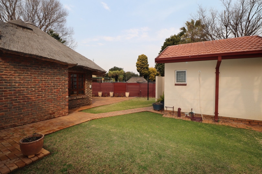 4 Bedroom Property for Sale in Flamwood North West